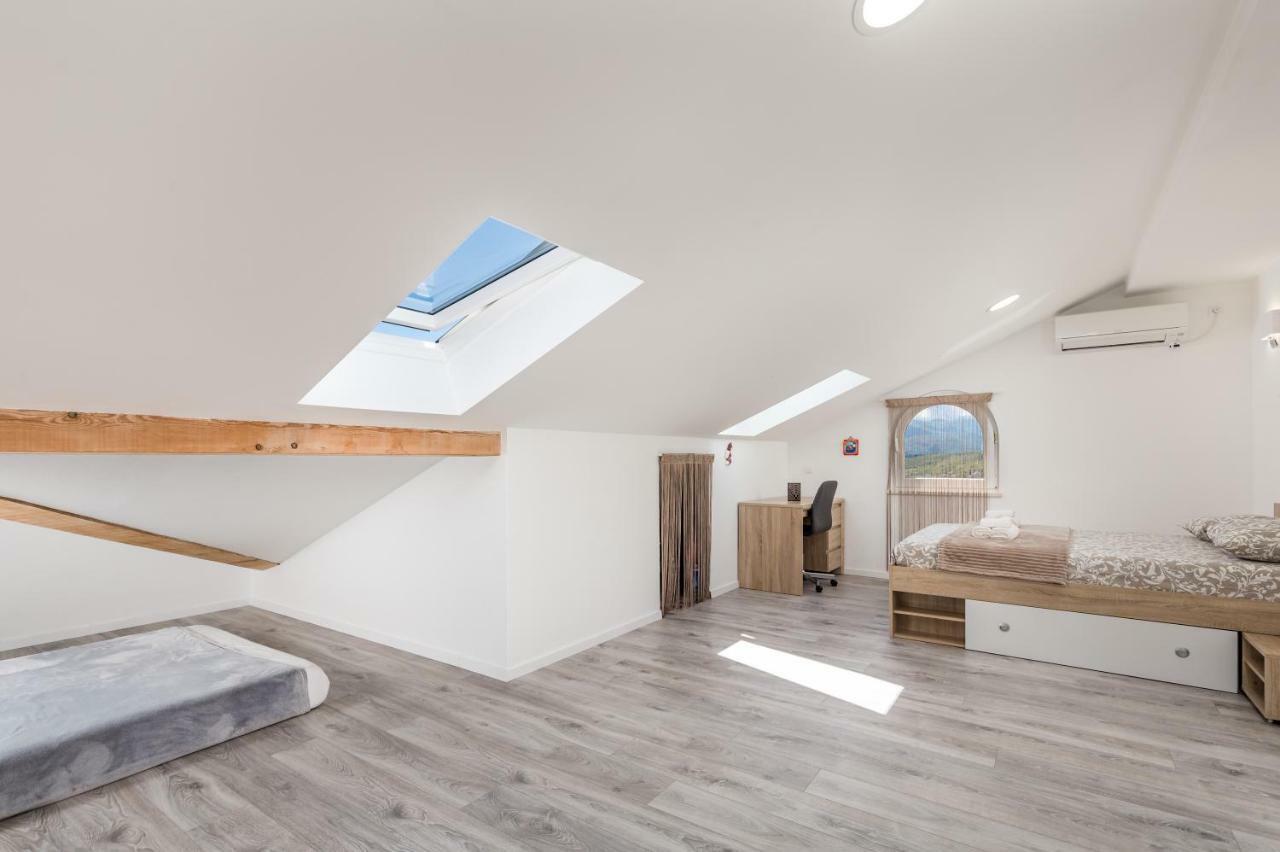 Luxury Apartment La Es Marcelji Экстерьер фото