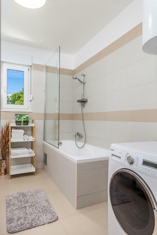 Luxury Apartment La Es Marcelji Экстерьер фото